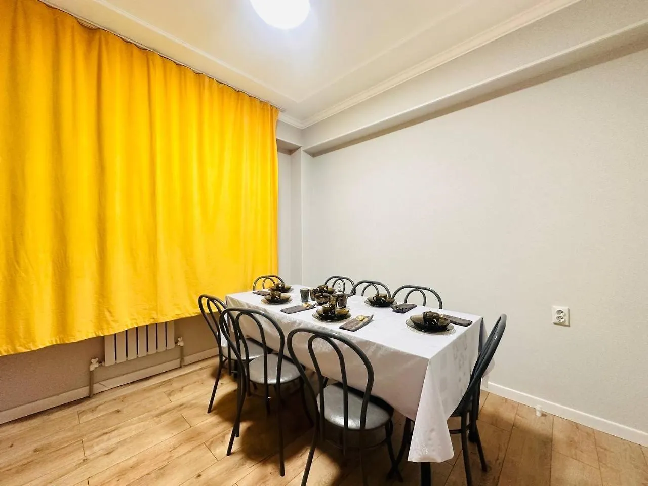 Уют Для Большой Семьи Рядом С Автовокзалом И Озером Сайран Almaty Apartment