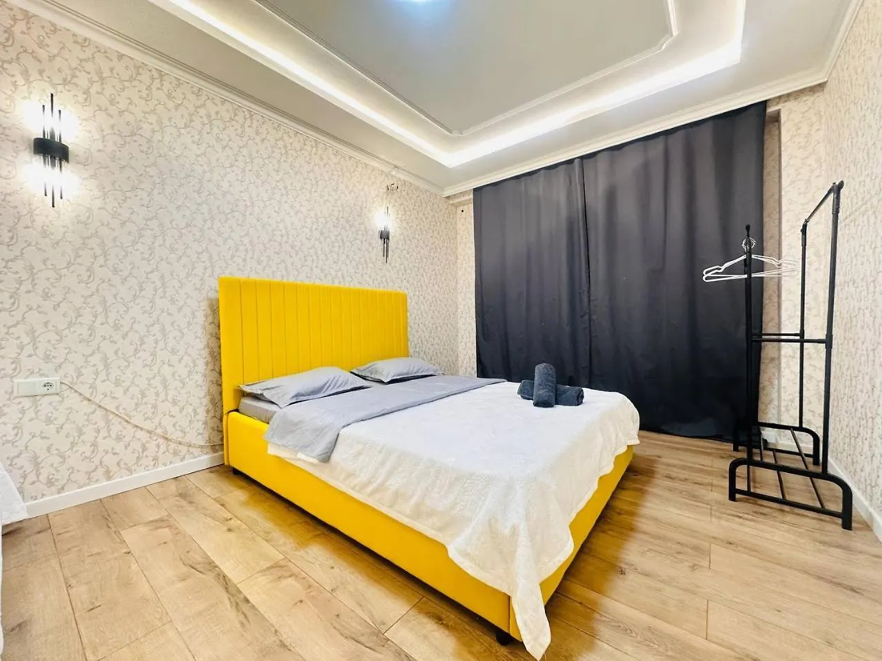 Уют Для Большой Семьи Рядом С Автовокзалом И Озером Сайран Almaty Kazakhstan