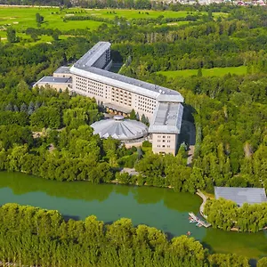 Swissôtel Wellness Alatau Hotel